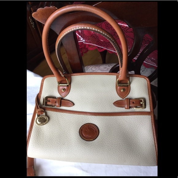 Dooney & Bourke AWL Handbag Shoulder Crossbody Bag Vanilla/British Tan - Picture 2 of 16